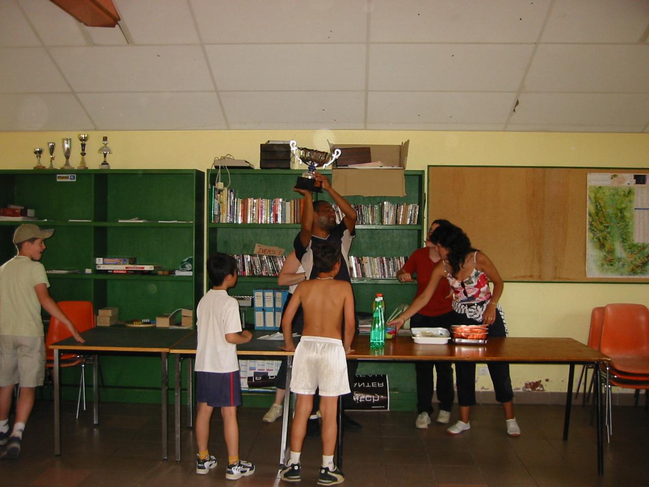 jeux avec le centre de loisirs et MJL 2002