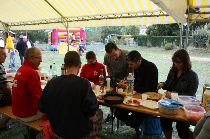 Prépartion des lots pour la pétanque